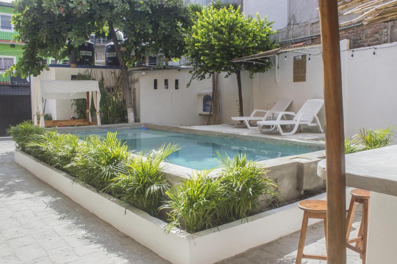 Hotel Casa Juanita Пуерто Ескондидо Екстериор снимка