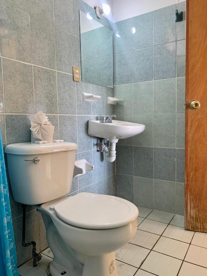 Hotel Casa Juanita Пуерто Ескондидо Екстериор снимка