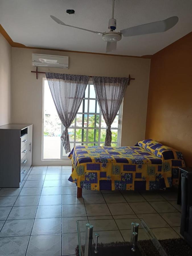 Hotel Casa Juanita Пуерто Ескондидо Екстериор снимка