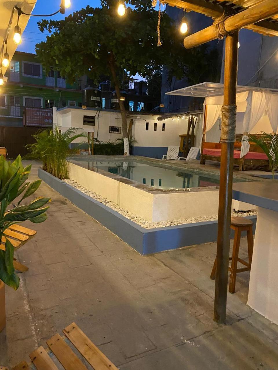 Hotel Casa Juanita Пуерто Ескондидо Екстериор снимка