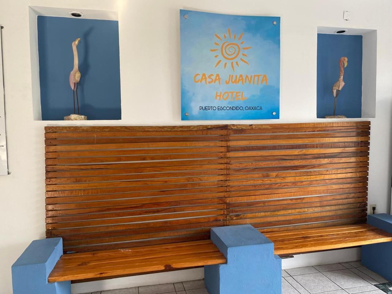Hotel Casa Juanita Пуерто Ескондидо Екстериор снимка